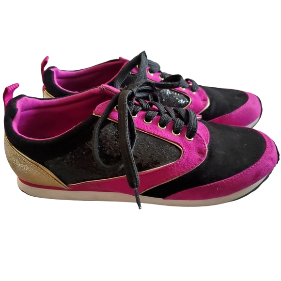 Juicy Couture Corin Bling Back Fuscia  Sneakers Sz. 6.5 - Picture 2 of 9